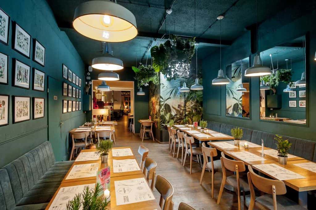Krakow Restaurant Guide: Poland’s Culinary Renaissance Unfolds in Historic Setting