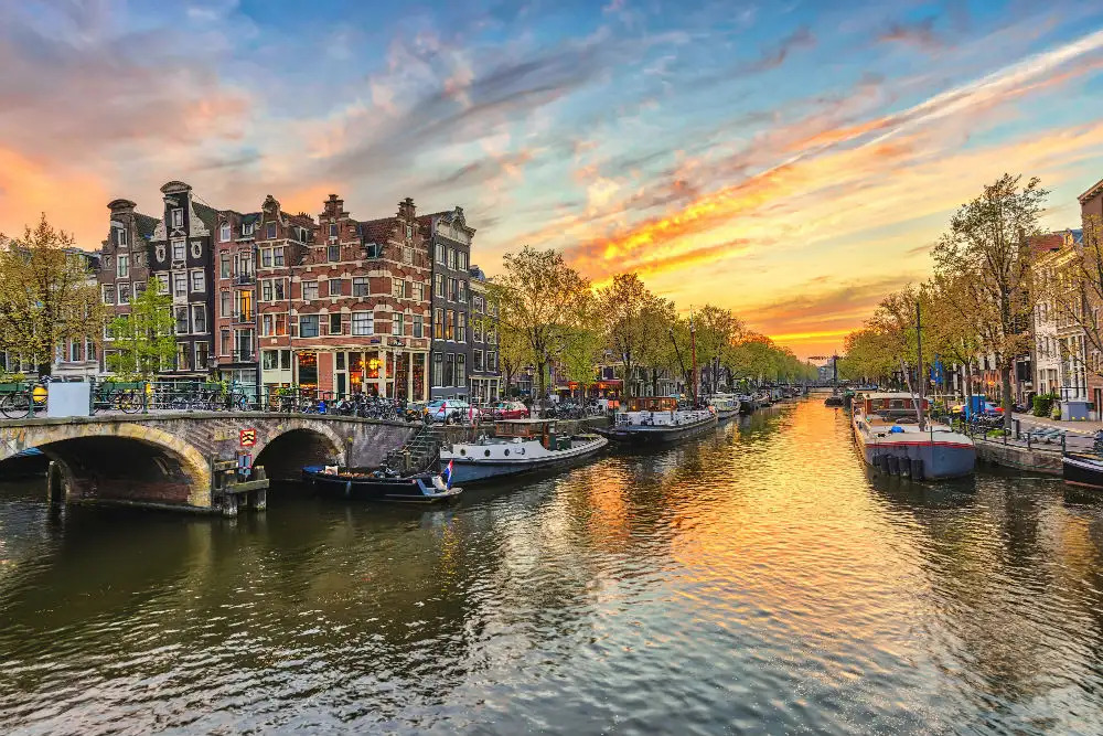 Budget Travel Tips