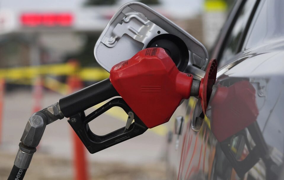 Gas Price Travel Planning: Smart Strategies for Budget-Conscious US Travelers