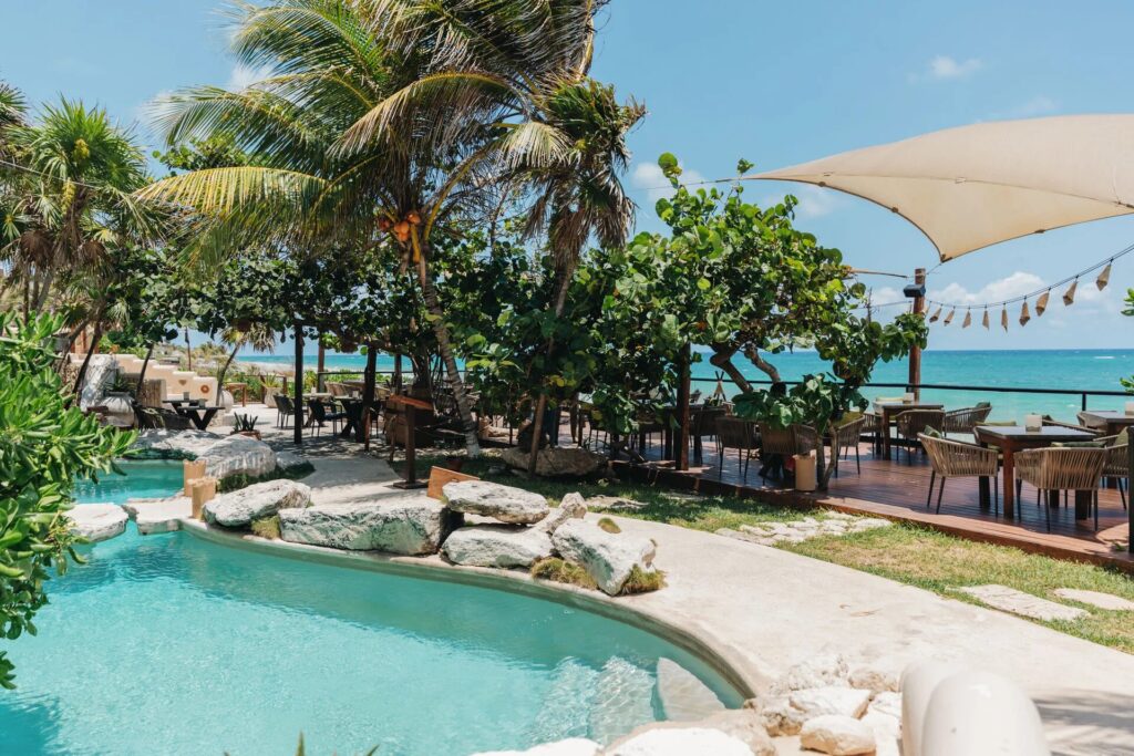 Tulum Beach Access 2025: Hotels and Beach Clubs Open Free Public Beaches Near Jaguar Park